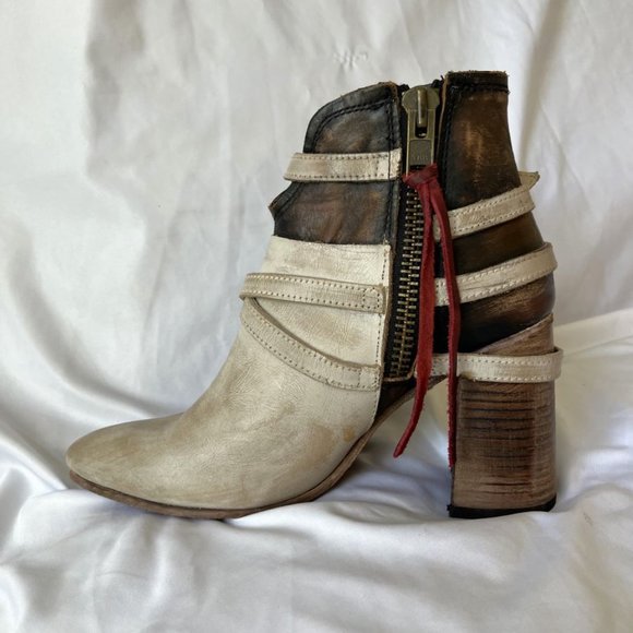 Freebird Jerome Size 9 Beige Ankle Bootie - Picture 4 of 16